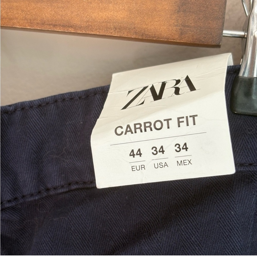 NWT Zara Men’s Carrot Fit Chino Pants Navy Blue Size 34 - Picture 5 of 6